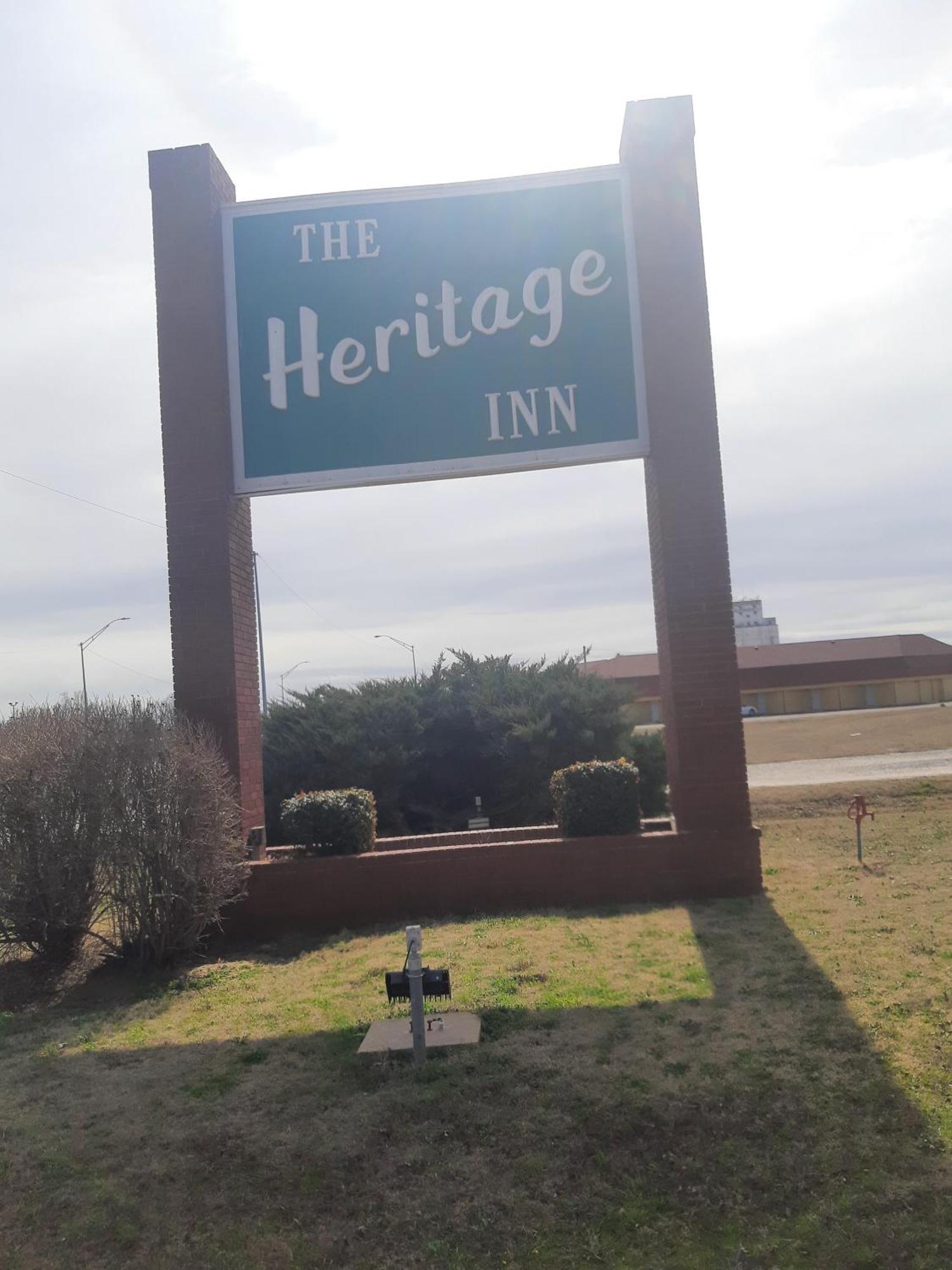 Heritage Inn Fairview Exterior photo
